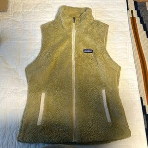 Women’s Large, Patagonia Sherpa Vest